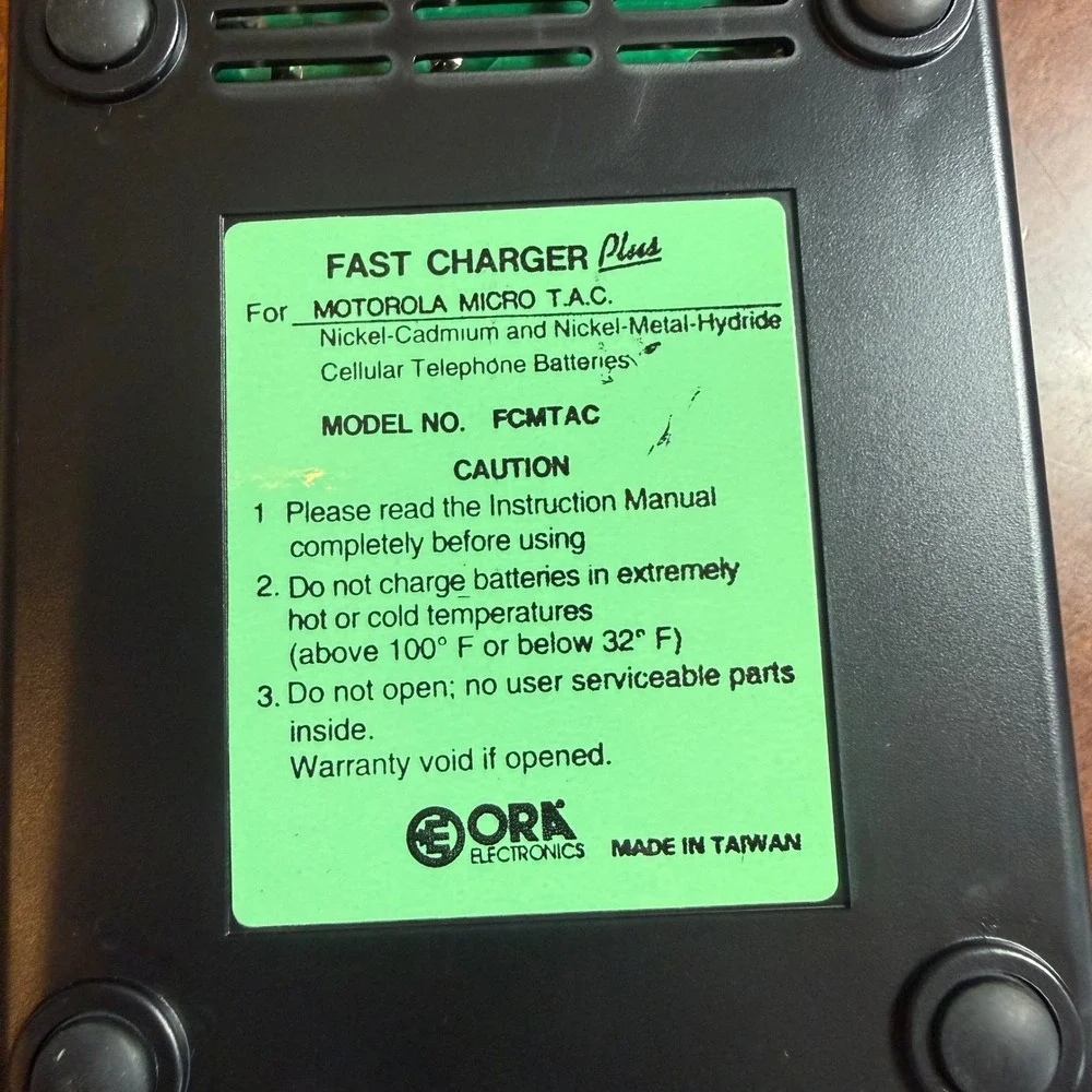ORA Electronics Fast Charger Plus for Motorola Micro TAC FCMTAC Vintage 1995